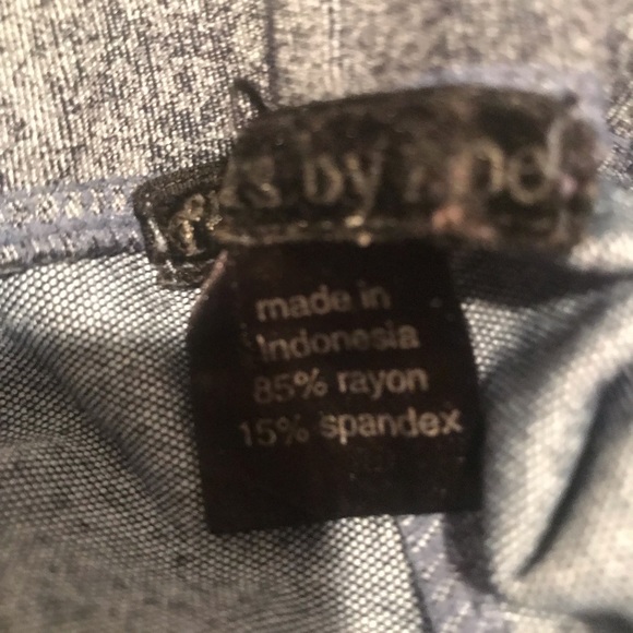 Flowers by Zoe Denim Capri Size 18 Mos - Picture 3 of 3